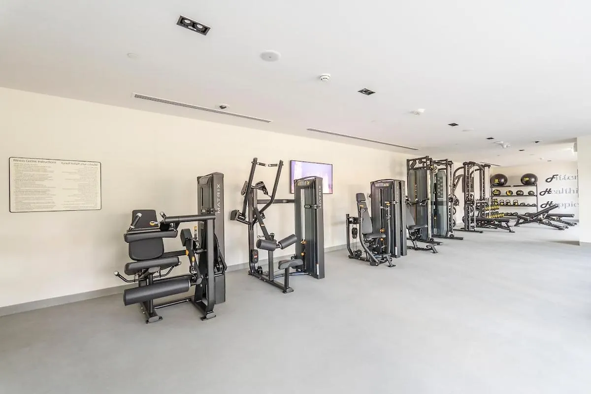 Modern 1-Bedroom Apartment With Leisure Deck At Burj Crown Dubaï