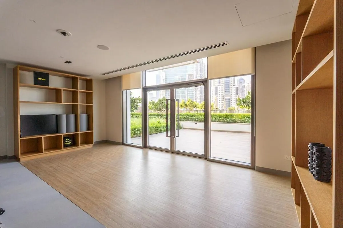 Modern 1-Bedroom Apartment With Leisure Deck At Burj Crown Dubaï Émirats arabes unis