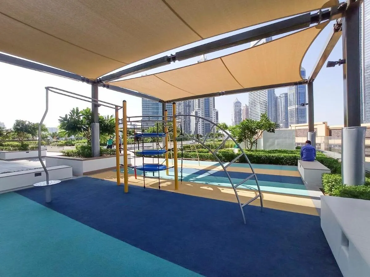 Modern 1-Bedroom Apartment With Leisure Deck At Burj Crown Dubaï 0*,  Émirats arabes unis